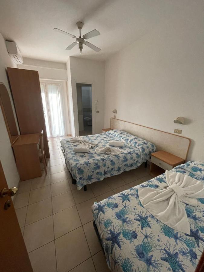 Hotel Vienna Rivazzurra Rimini Luaran gambar