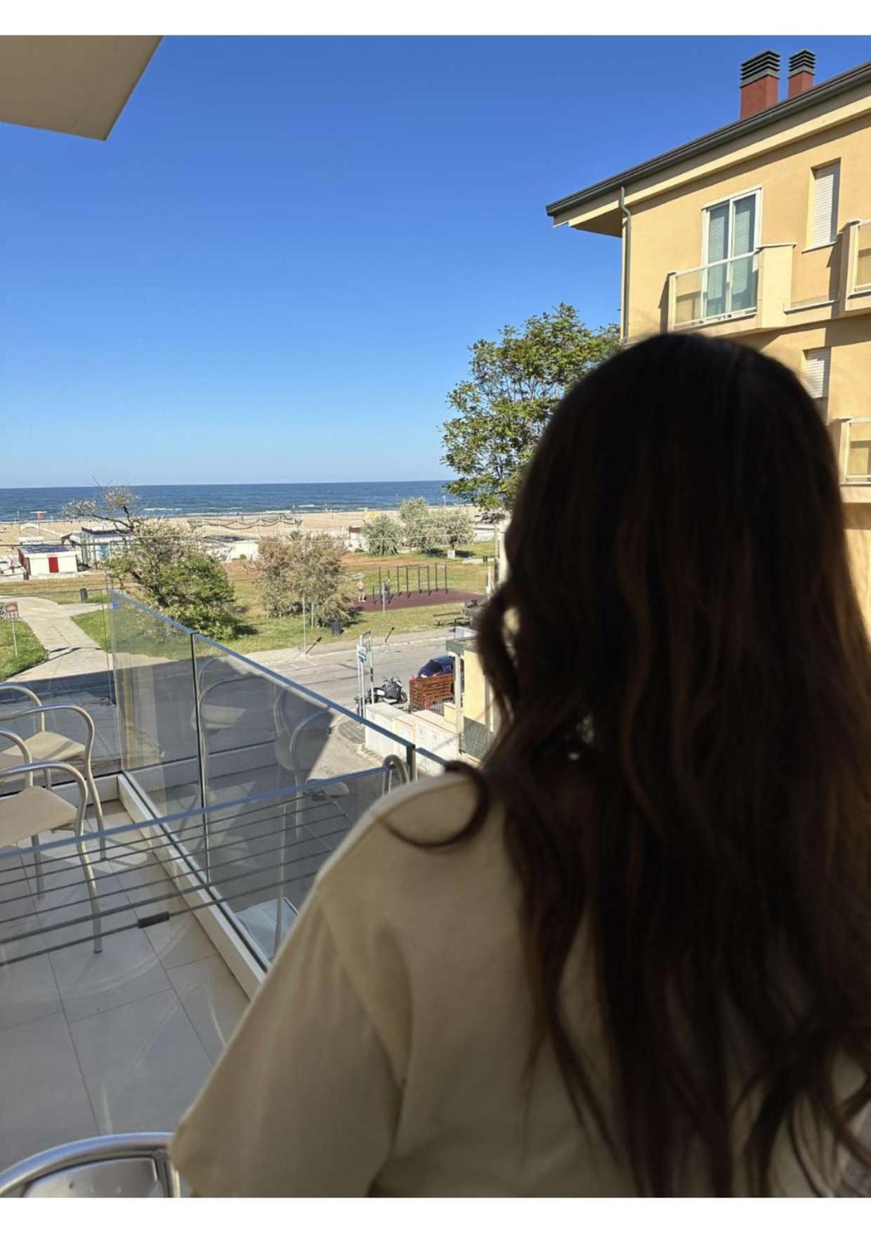 Hotel Vienna Rivazzurra Rimini Luaran gambar