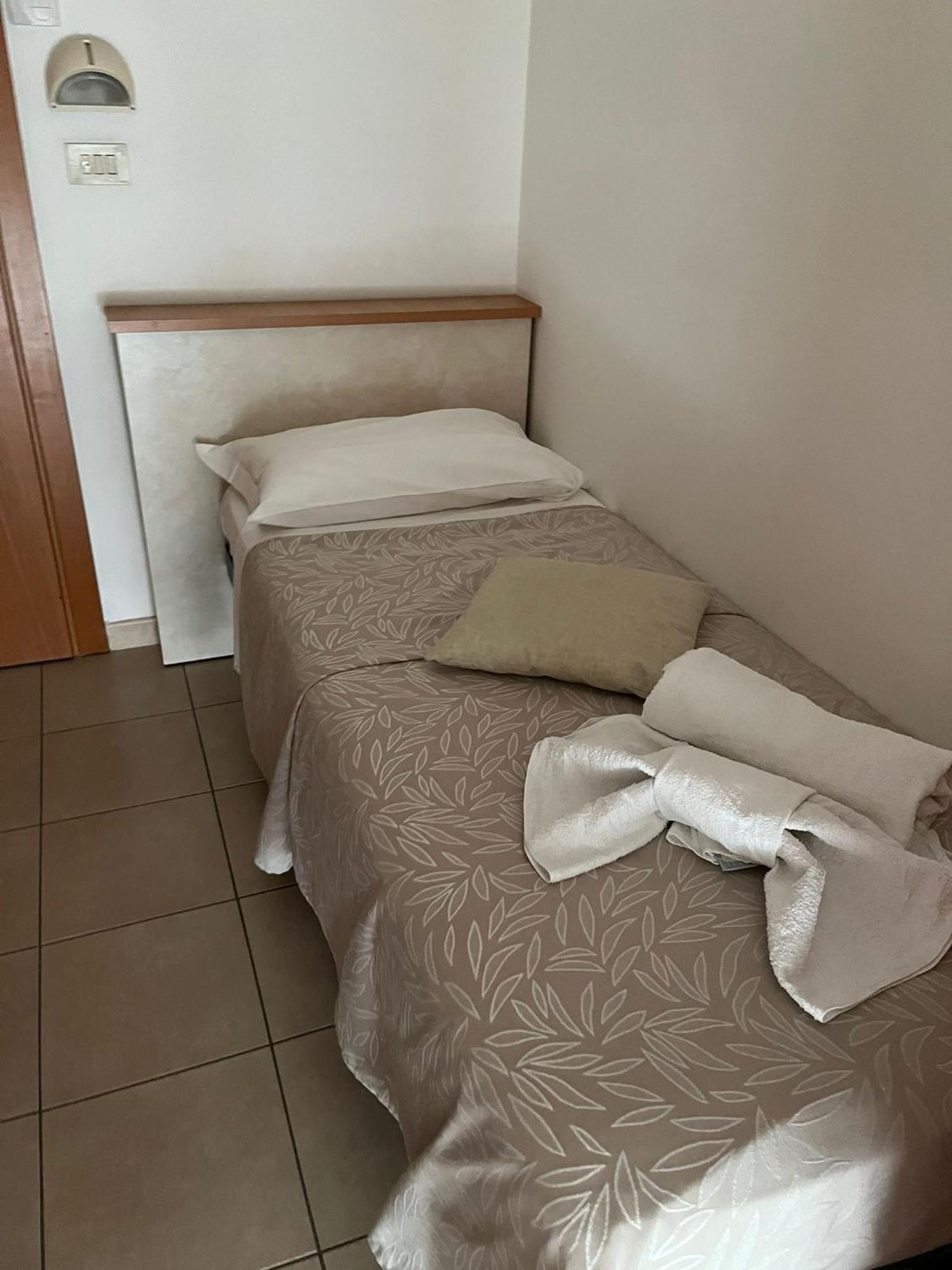 Hotel Vienna Rivazzurra Rimini Luaran gambar
