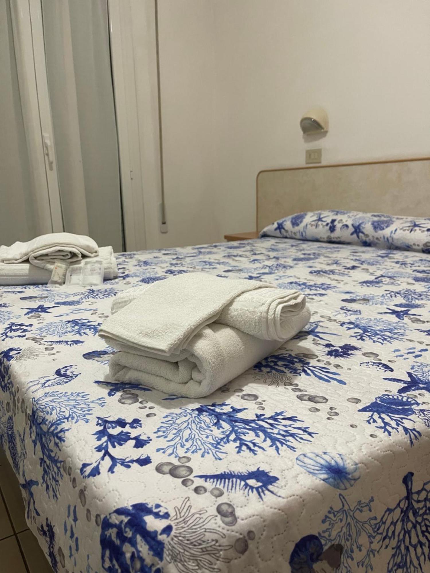 Hotel Vienna Rivazzurra Rimini Luaran gambar