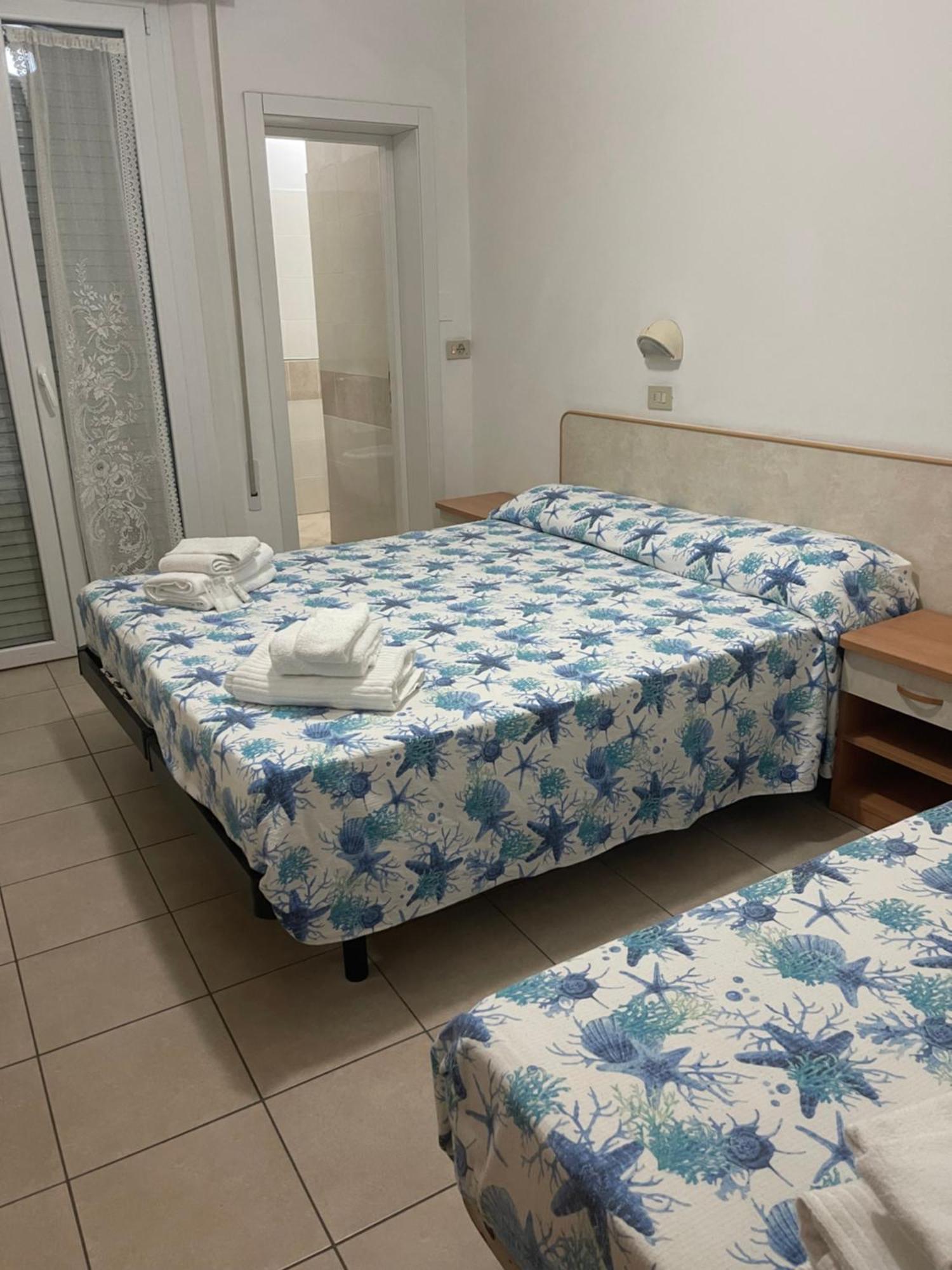 Hotel Vienna Rivazzurra Rimini Luaran gambar